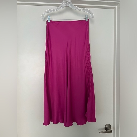 FARM RIO MIDI Skirt in Fuschia Beaded Tassels ECOVERO - Picture 7 of 9